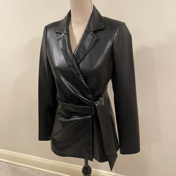 SOSKEN STUDIOS WOMEN'S FAUX LEATHER BLACK JACKET SIZE 1/USA 6 BNWOT - Picture 1 of 14